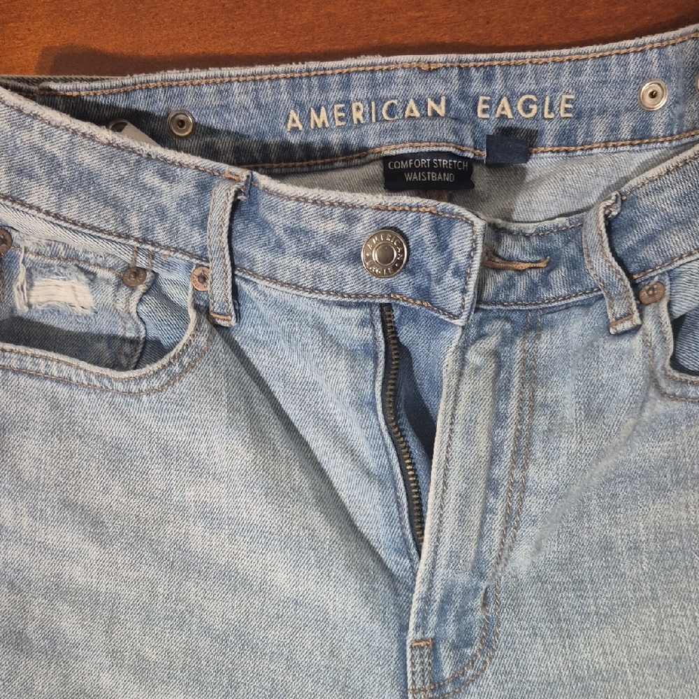 American Eagle Outfitters Men's Light Blue Relaxed Jeans